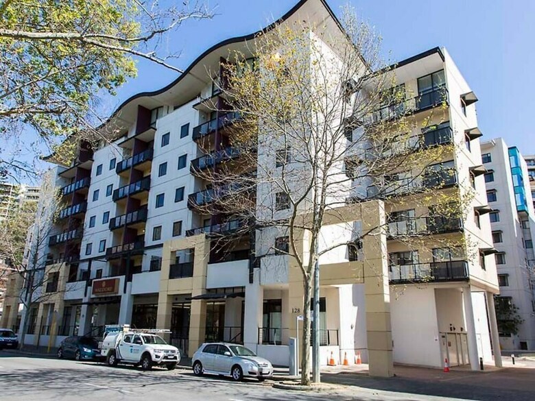 Apartamentos Two Bedroom Apt Next To Perth Cbd With Parking.