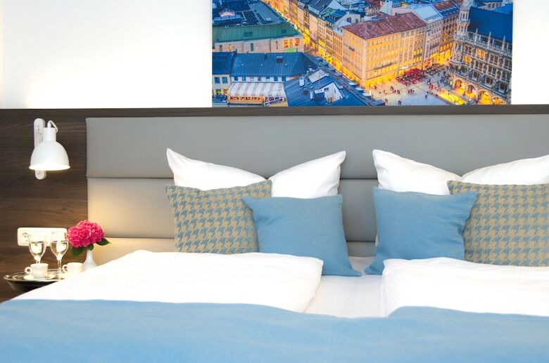 Lizz Hotel Munich