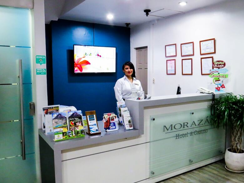 Moraz�n Hotel & Casino