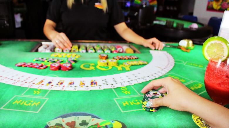 Moraz�n Hotel & Casino