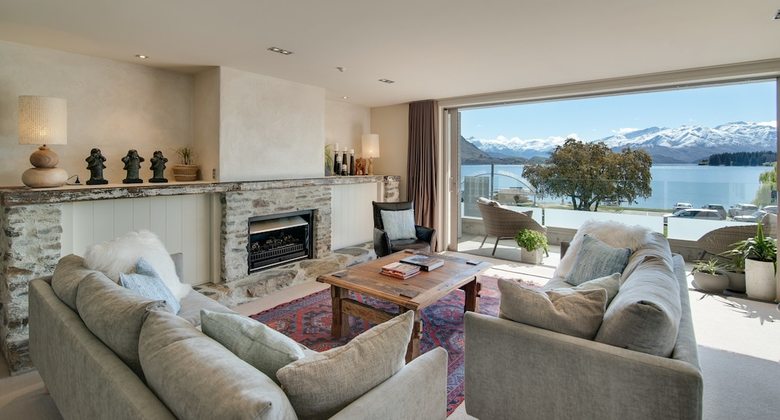 Ardmore Street Luxury Apartment