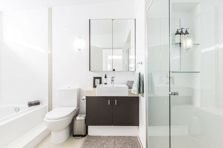 Sydney Seaside Contemporary Executive Living