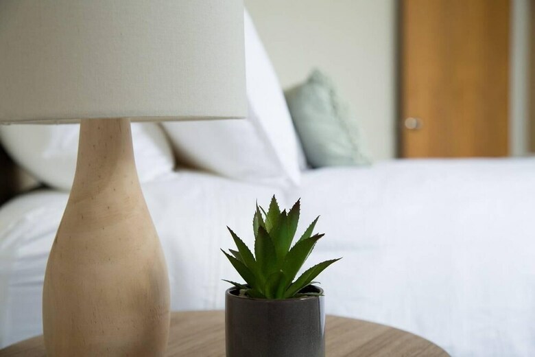 Apartamentos Two Bedroom Gem, Short Drive To Mona