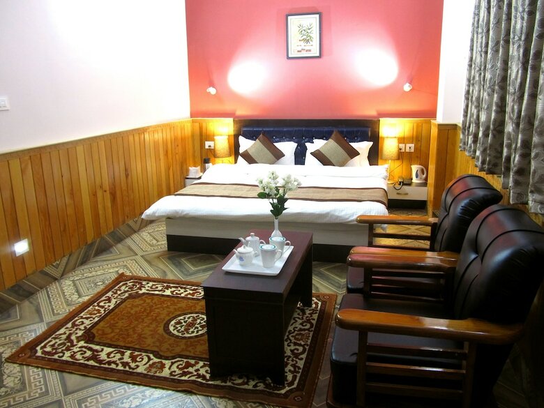 Retreat Hotel & Spa