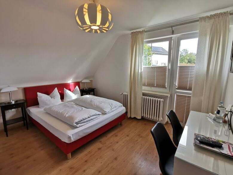 Landidyll Hotel Weidenbr�ck