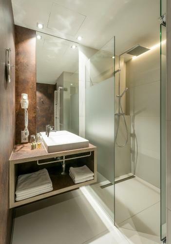 Landhotel Wei�es Ro�