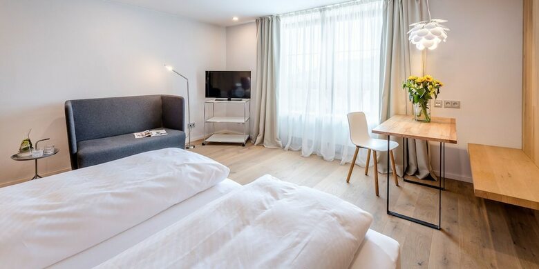 Landhotel Wei�es Ro�