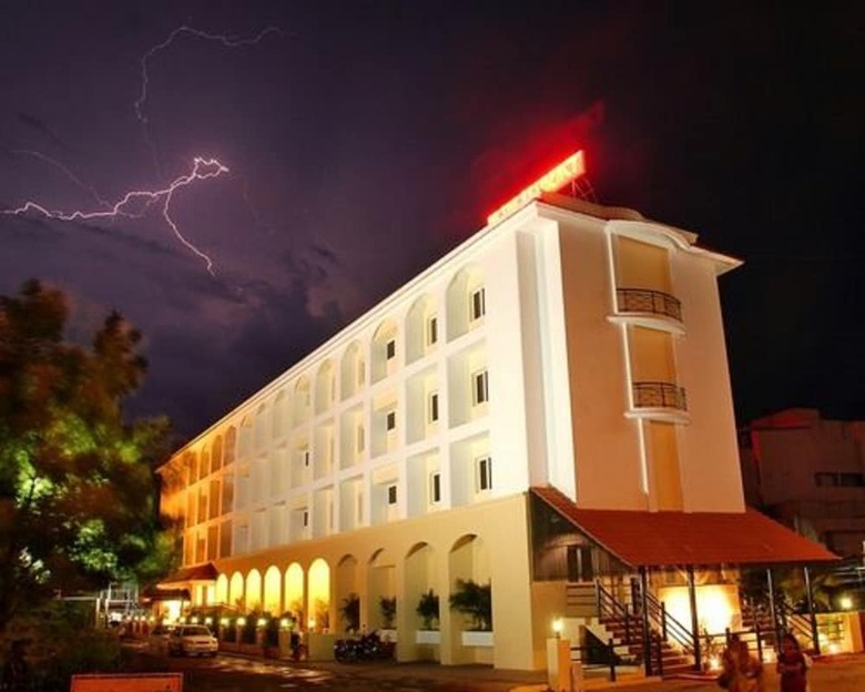 Hotel The Residency Karur