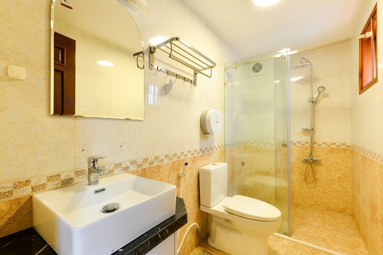 Oyo 317 Kim Cuong Hotel 2