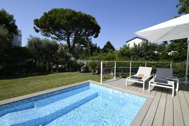 Villa Massa Residence