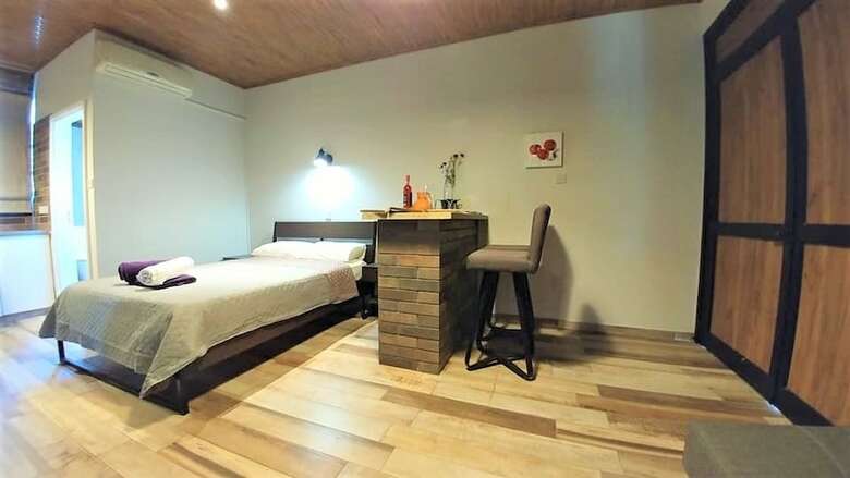 Hotel Perneia Rooms