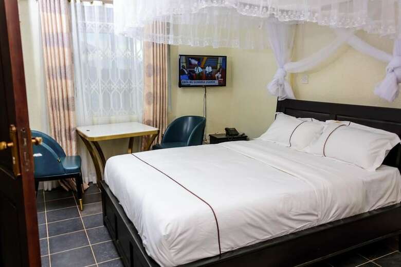 Fancy Hotel