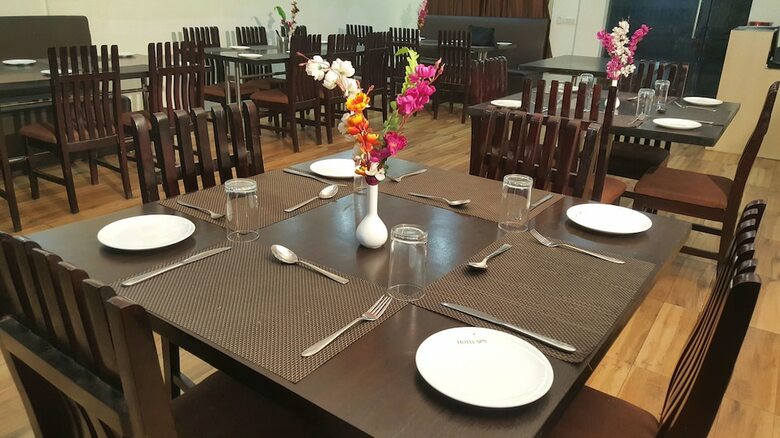 Hotel Sps Inn
