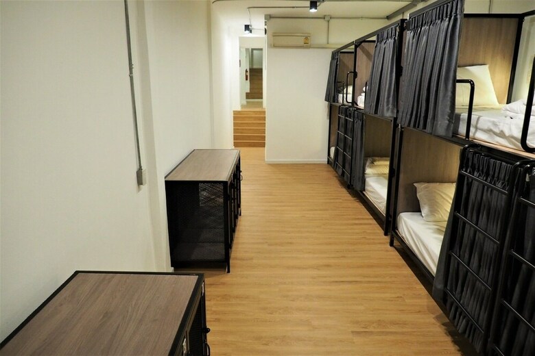 Hostal Coz Ratchathewi - Hostel