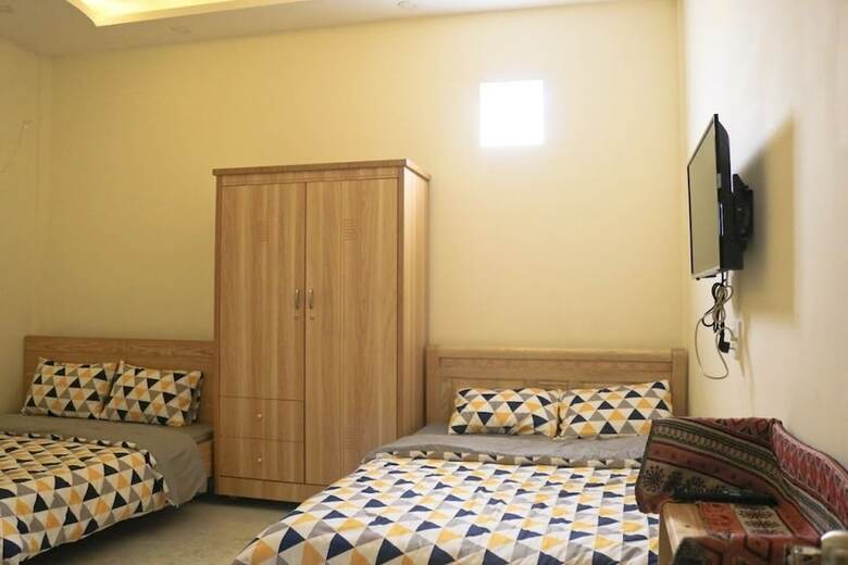 Hotel Quynh Huong House
