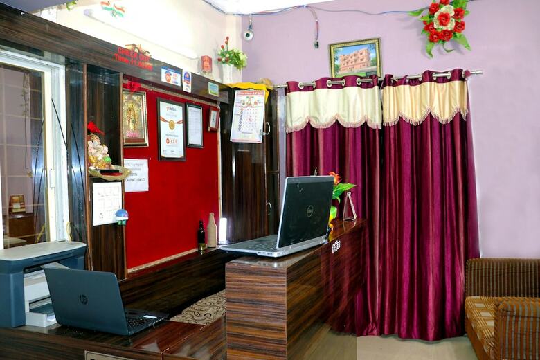 Hotel Raj Palace
