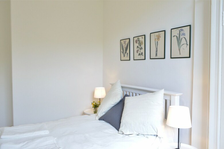 Bright 2 Bedroom Dalry Apartment