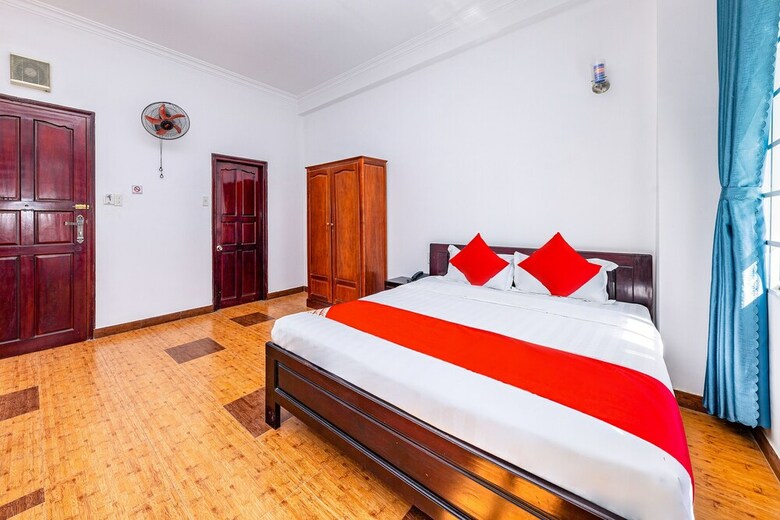 Oyo 311 Shome Hotel
