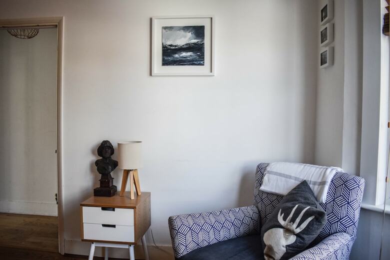 Apartamentos Cosy 1 Bedroom Modern Maisonette With Summertime Balcony