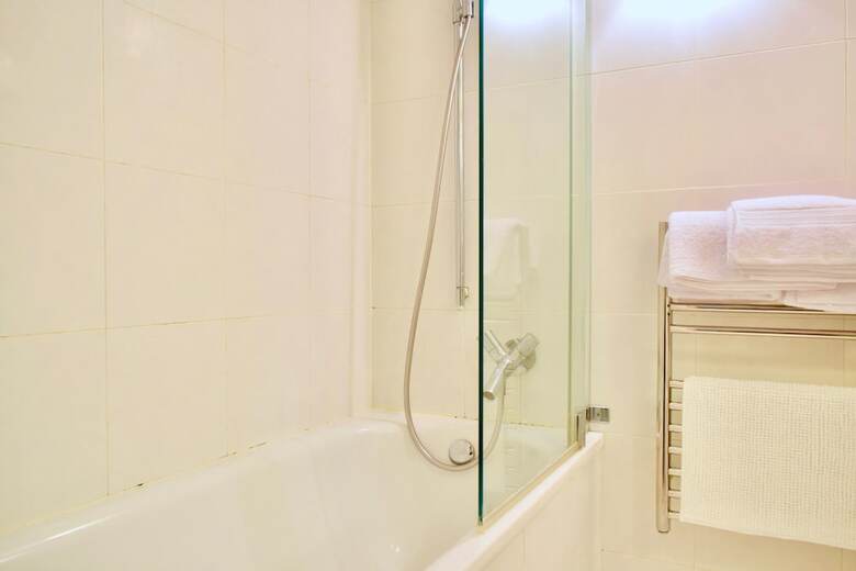 Apartamentos Elegant Mezzanine Studio Flat In Belsize Park
