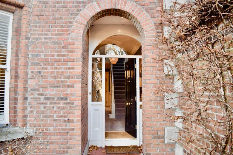 Refurbished Traditional Dublin Townhouse