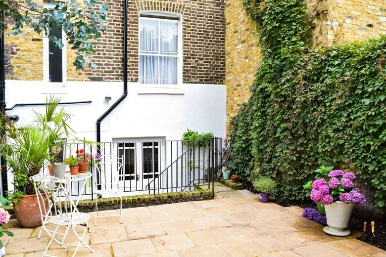 Apartamentos Stylish 1 Bedroom Flat With A Beautiful Garden