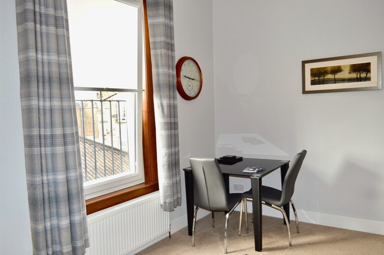 Apartamentos Comfortable 1 Bedroom Flat Near The Meadows