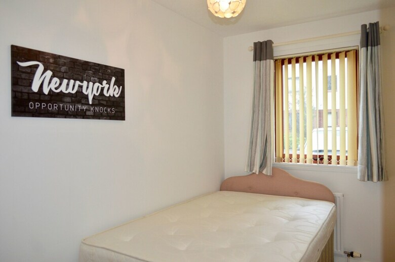 Apartamentos Spacious 2 Bedroom Ground Floor Flat In Leith