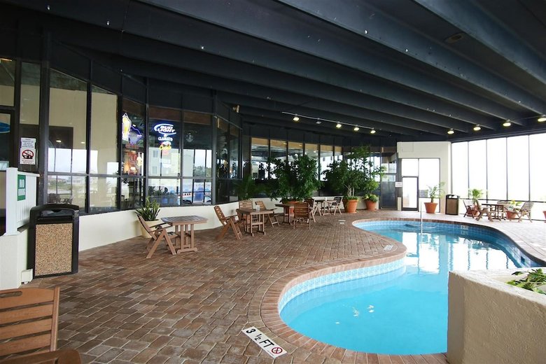 Sands Beach Club #815 Ocean Front