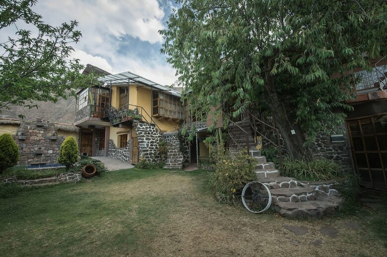 Andahuaylillas Lodge Town