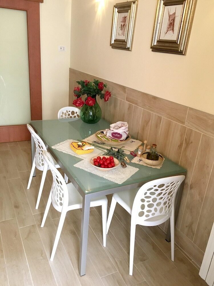 Apartment With 2 Bedrooms In Matera