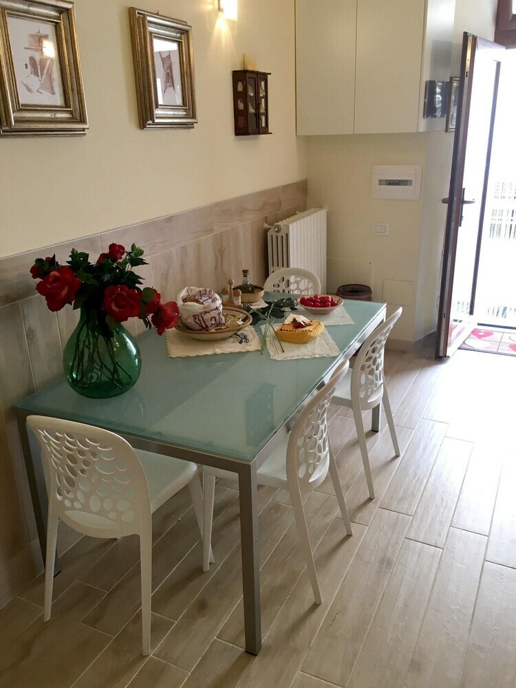 Apartment With 2 Bedrooms In Matera