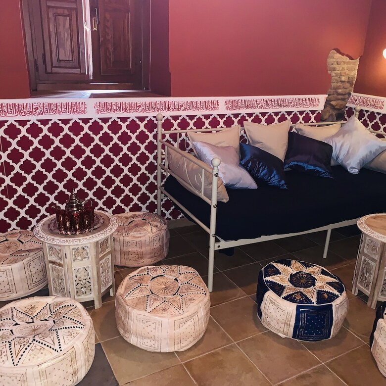 Arab House D�oro Alhambra Center