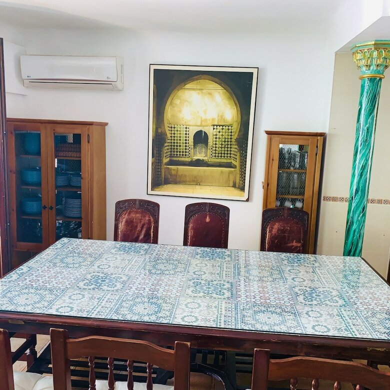 Arab House D�oro Alhambra Center