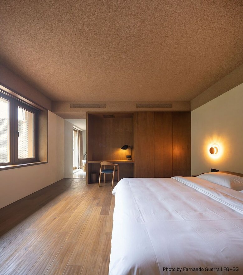 Hotel Sansa Village
