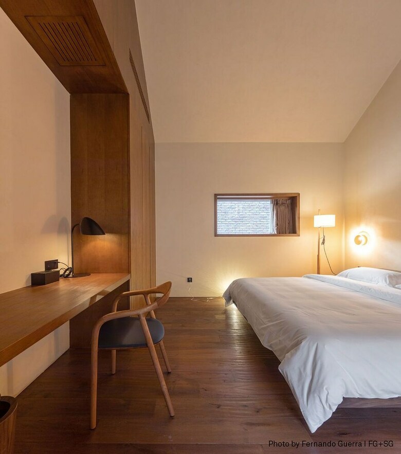 Hotel Sansa Village