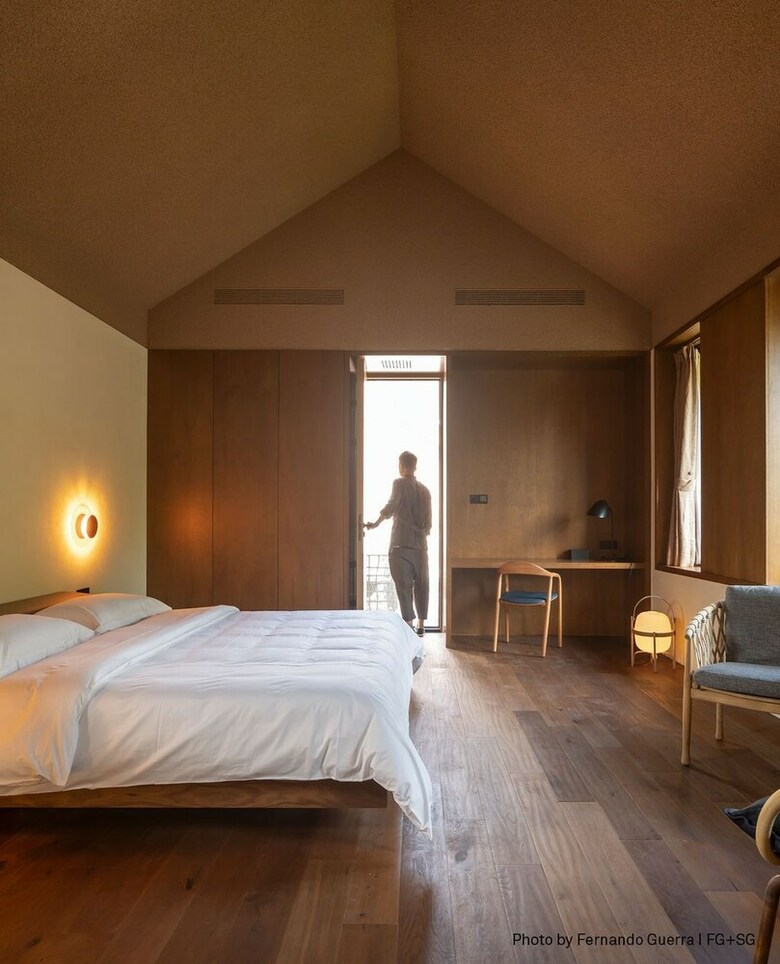 Hotel Sansa Village