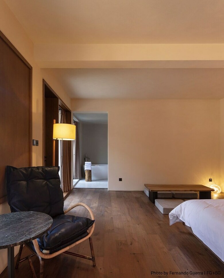 Hotel Sansa Village