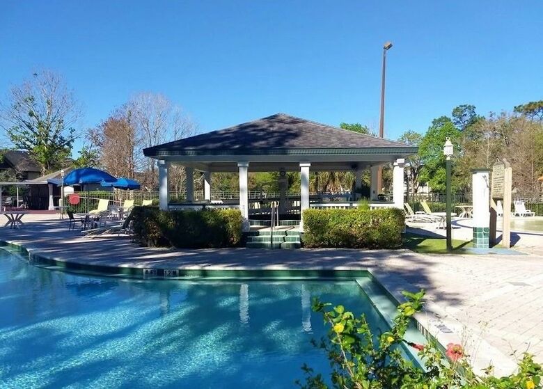 Tropical Oaks Villa