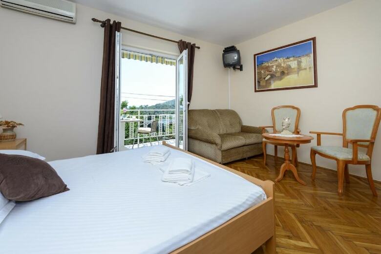 Hotel Apartments Botica