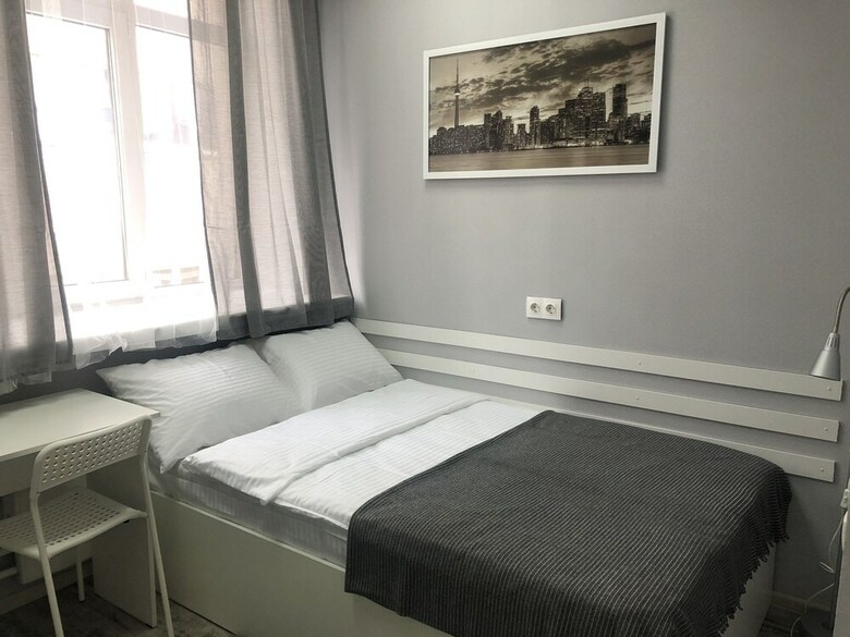 L-hotel