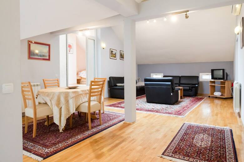 Basco Slavija Square Apartment