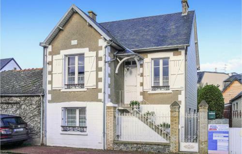 Holiday Home Avenue Du Roi Jacques