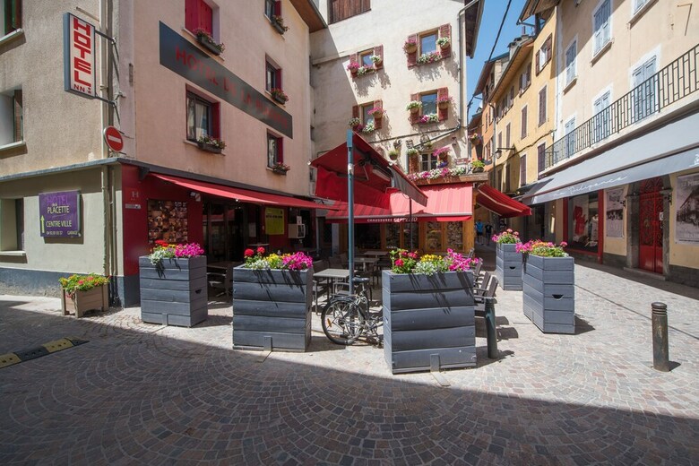 Hotel De La Placette