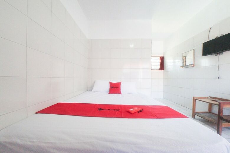 Hotel Reddoorz @ Tretes 2
