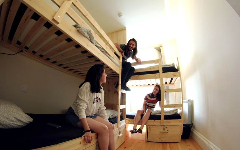 Hostal Hostel One Ribeira - Adults Only