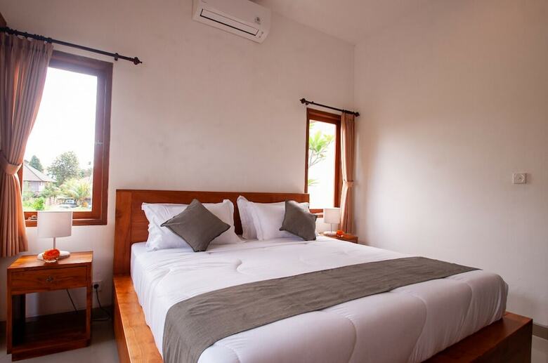 Bed & Breakfast Flamboyant Villa Ubud