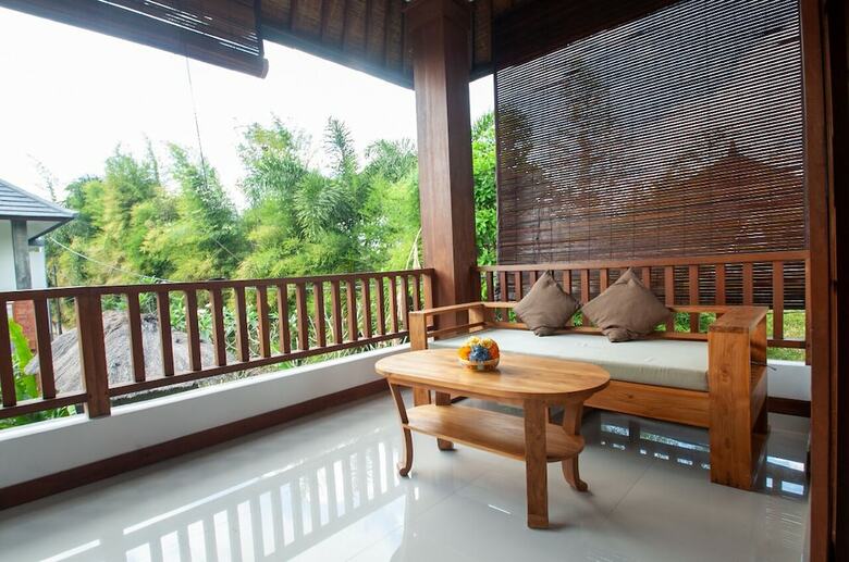 Bed & Breakfast Flamboyant Villa Ubud