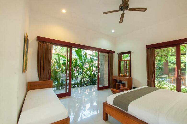 Bed & Breakfast Flamboyant Villa Ubud