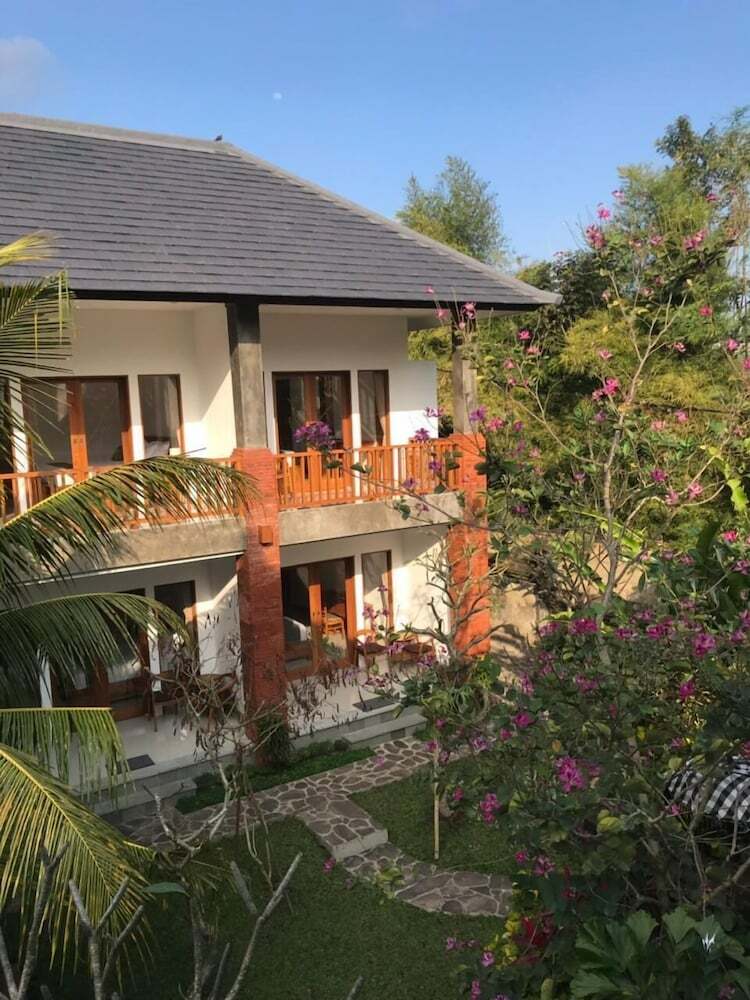 Bed & Breakfast Flamboyant Villa Ubud